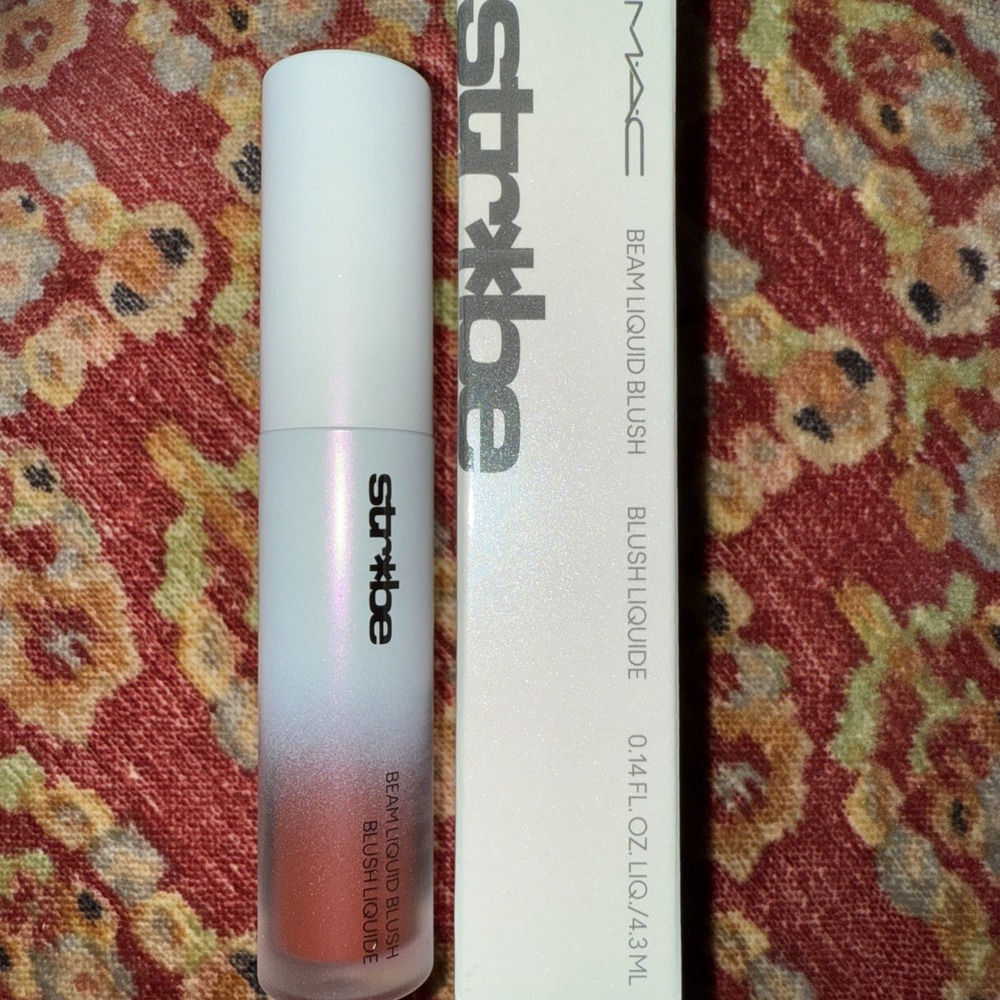 MAC Strobe Beam Liquid Blush‎ UNSWEETENED NIB .14 fl oz Iridescent Finish